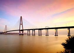 Mimpi Melewati Jembatan Di Atas Laut